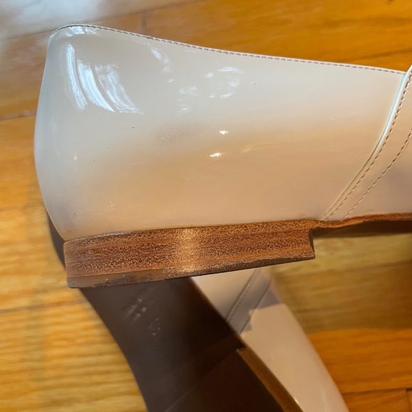 Miu Miu white patent leather flats size 36 - Picture 6 of 7